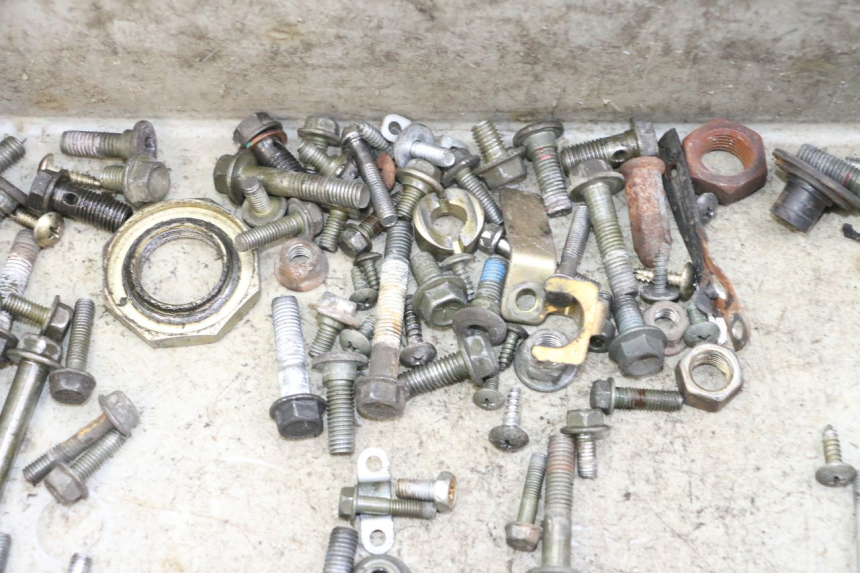 photo de TORNILLOS PEUGEOT TWEET PRO CARGO 50 (2018 - 2022) - Detalle de la pieza