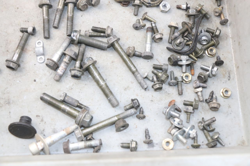 photo de BOLSA DE TORNILLERÍA TORNILLO PEUGEOT TWEET 125 (2010 - 2017) - Detalle de la pieza