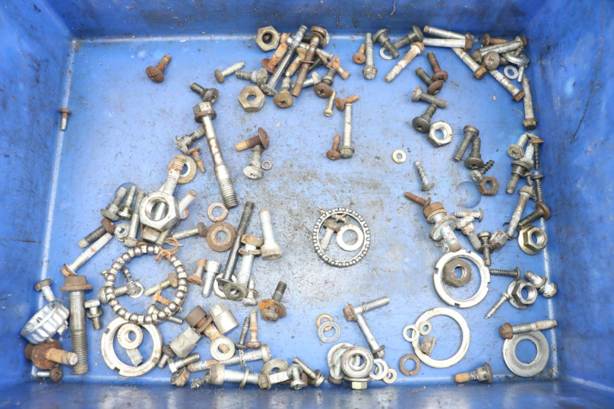 photo de BOLSA DE TORNILLERÍA TORNILLO PIAGGIO TYPHOON 80 (1994 - 1997) - Vista principal