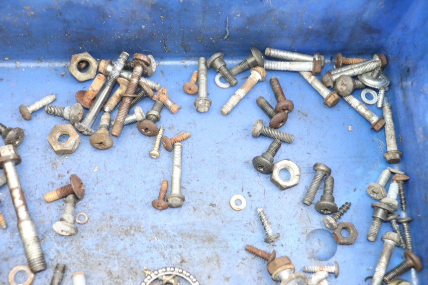 photo de BOLSA DE TORNILLERÍA TORNILLO PIAGGIO TYPHOON 80 (1994 - 1997) - Detalle de la pieza