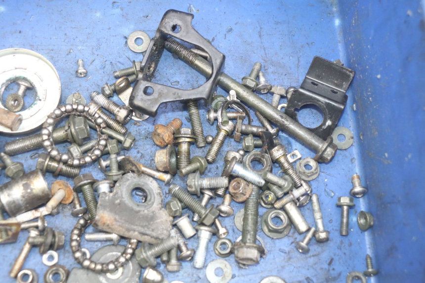 photo de BOLSA DE TORNILLERÍA TORNILLO MOTRAC URBAN 4T 50 (2016 - 2024) - Zoom estado de uso