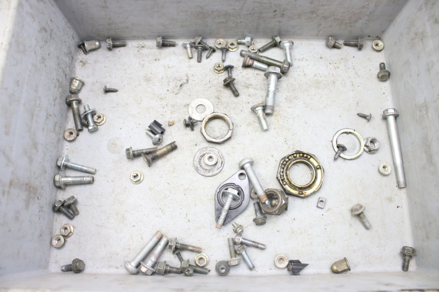 photo de BOLSA DE TORNILLERÍA TORNILLO PEUGEOT V-CLIC VCLIC 50 (2007 - 2013) - Detalle de la pieza