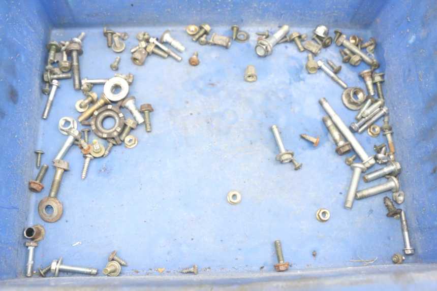 photo de BOLSA DE TORNILLERÍA TORNILLO PEUGEOT V-CLIC VCLIC 50 (2007 - 2013) - Detalle de la pieza