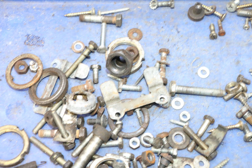 photo de TORNILLOS PIAGGIO VESPA PK FL 2T 50 (1990 - 1996) - Otra perspectiva