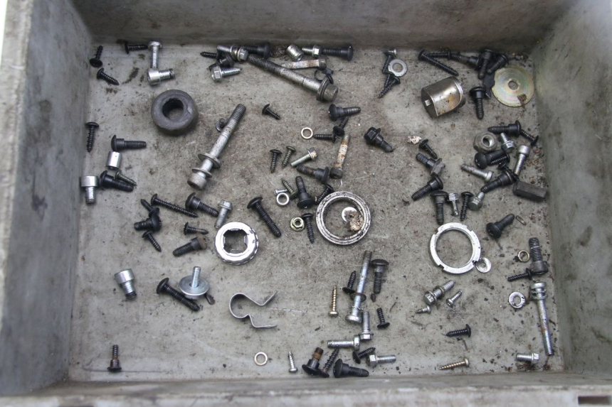 photo de BOLSA DE TORNILLERÍA TORNILLO PIAGGIO VESPA S 2T 50 (2007 - 2014) - Vista principal