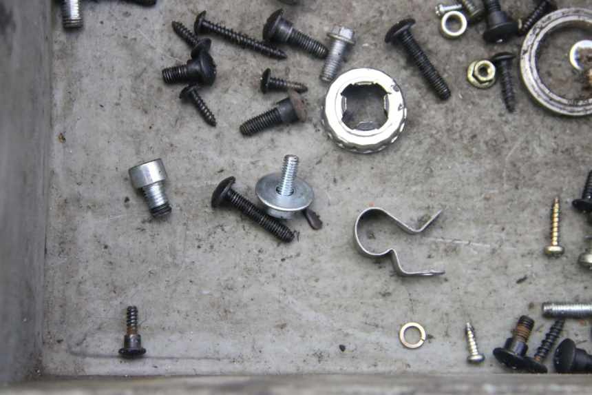 photo de BOLSA DE TORNILLERÍA TORNILLO PIAGGIO VESPA S 2T 50 (2007 - 2014) - Detalle de la pieza