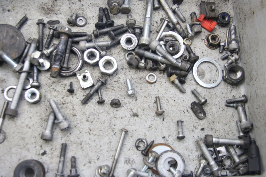 photo de BOLSA DE TORNILLERÍA TORNILLO PIAGGIO VESPA S 2T 50 (2007 - 2014) - Detalle de la pieza