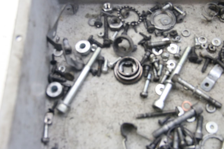 photo de BOLSA DE TORNILLERÍA TORNILLO PIAGGIO VESPA SPRINT 2T 50 (2014 - 2018) - Zoom estado de uso