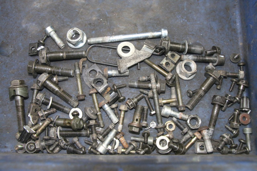 photo de BOLSA DE TORNILLERÍA TORNILLO PEUGEOT VIVACITY NEW 2T 50 (2008 - 2017) - Vista principal