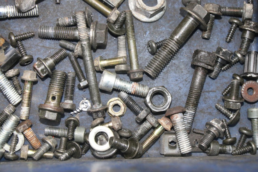 photo de BOLSA DE TORNILLERÍA TORNILLO PEUGEOT VIVACITY NEW 2T 50 (2008 - 2017) - Primer plano técnico