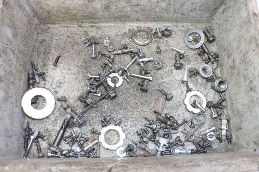 photo de BOLSA DE TORNILLERÍA TORNILLO PEUGEOT VIVACITY NEW 4T 50 (2008 - 2017) - Vista principal