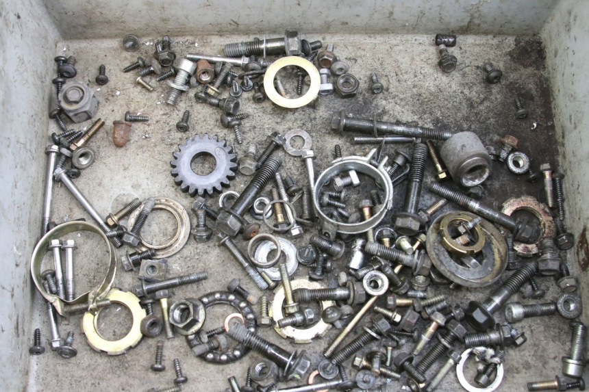 photo de TORNILLOS PEUGEOT VIVACITY 125 (2010 - 2017) - Vista principal