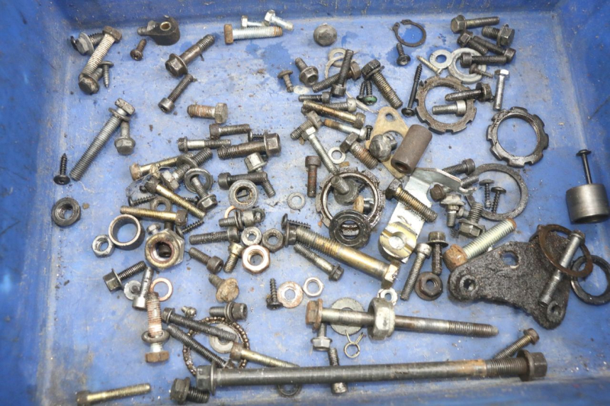 photo de BOLSA DE TORNILLERÍA TORNILLO PEUGEOT VIVACITY 50 (2004 - 2009) - Detalle de la pieza