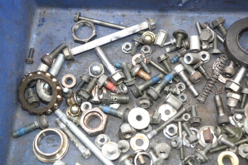 photo de TORNILLOS SUZUKI VL INTRUDER 125 (2004 - 2007) - Detalle de la pieza