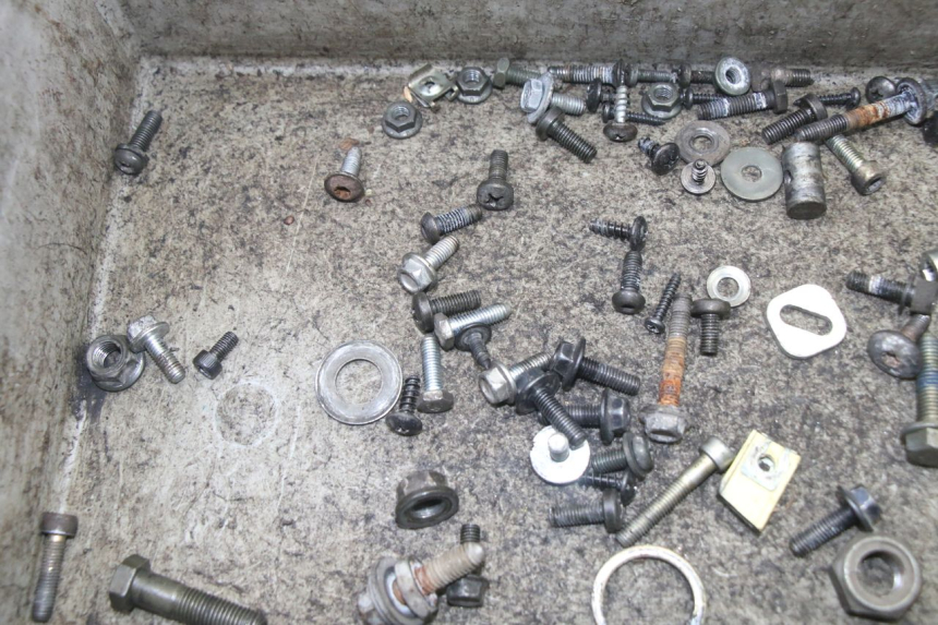 photo de TORNILLOS YAMAHA WHY 50 (1998 - 2000) - Detalle de la pieza