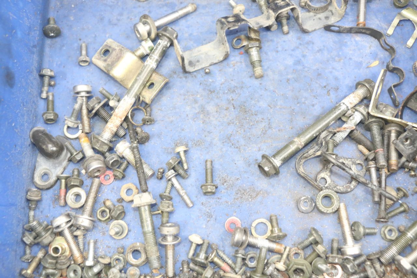 photo de BOLSA DE TORNILLERÍA TORNILLO SYM WOLF SB 125 (2011 - 2018) - Detalle de la pieza