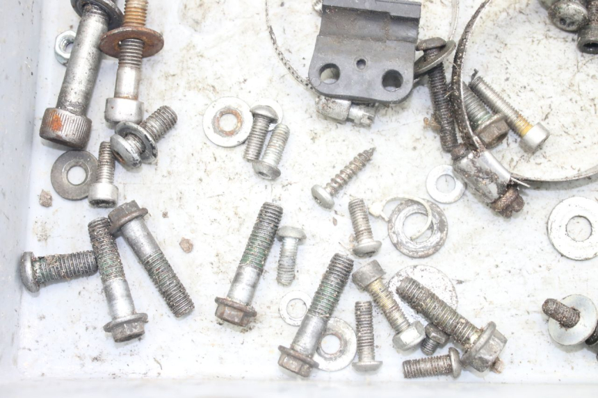 photo de BOLSA DE TORNILLERÍA TORNILLO MBK X-LIMIT XLIMIT 50 (2003 - 2006) - Detalle de la pieza