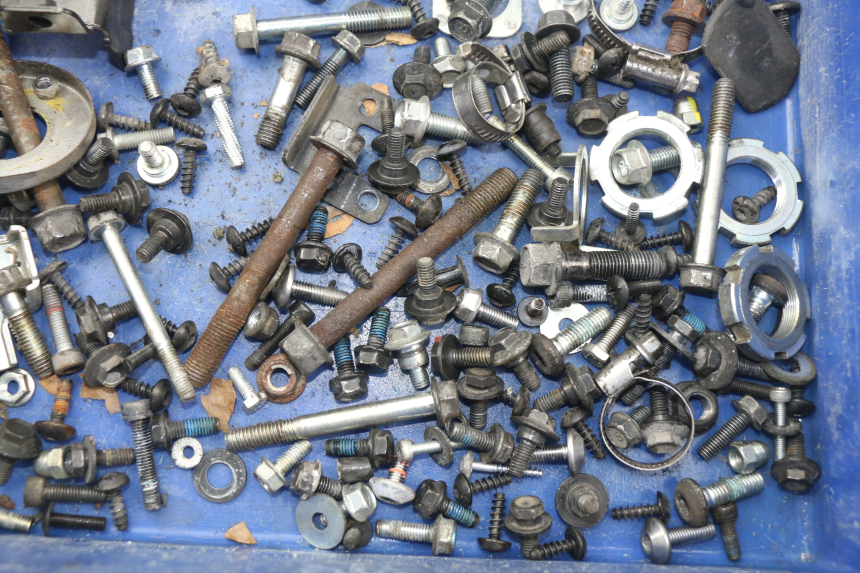 photo de TORNILLOS YAMAHA XMAX X-MAX ABS 125 (2014 - 2016) - Zoom estado de uso