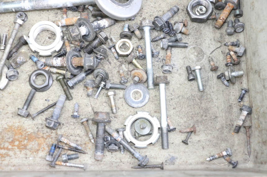 photo de BOLSA DE TORNILLERÍA TORNILLO YAMAHA XMAX X-MAX 125 (2006 - 2009) - Detalle de la pieza