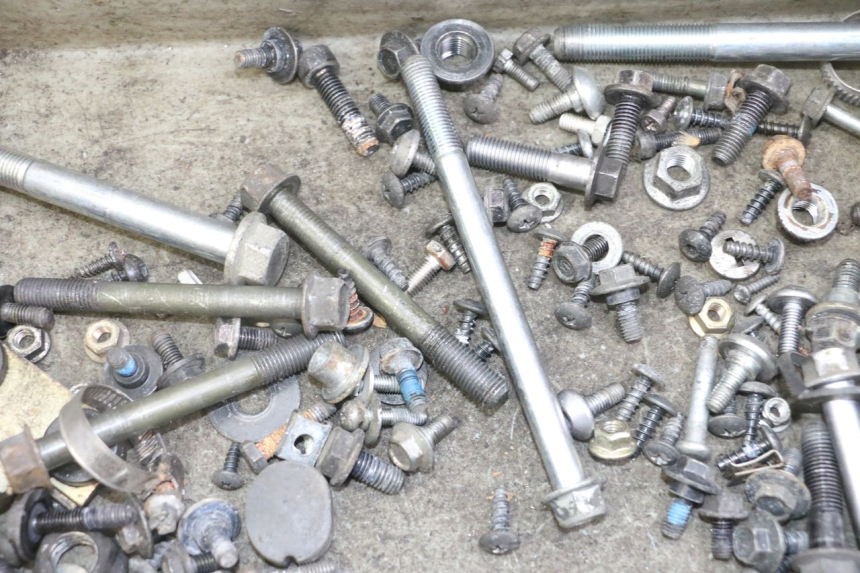 photo de BOLSA DE TORNILLERÍA TORNILLO YAMAHA X-MAX XMAX 125 (2010 - 2013) - Detalle de la pieza