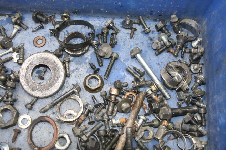 photo de BOLSA DE TORNILLERÍA TORNILLO YAMAHA XMAX X-MAX 125 (2006 - 2009) - Detalle de la pieza