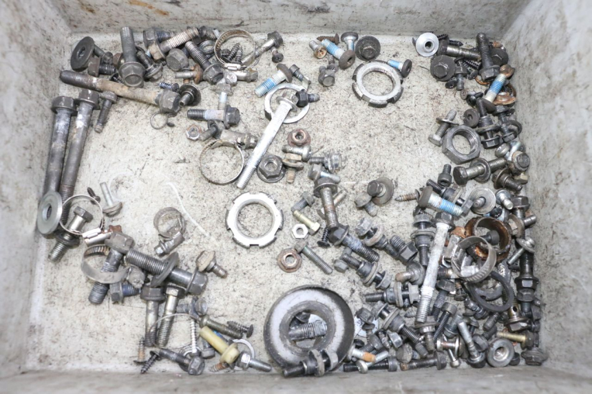 photo de BOLSA DE TORNILLERÍA TORNILLO YAMAHA XMAX X-MAX 125 (2006 - 2009) - Vista principal