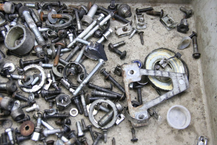 photo de BOLSA DE TORNILLERÍA TORNILLO PIAGGIO XEVO - X EVO 125 (2007 - 2017) - Detalle de la pieza