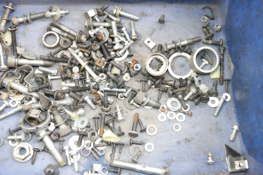 photo de BOLSA DE TORNILLERÍA TORNILLO PIAGGIO XEVO - X EVO 125 (2007 - 2017) - Detalle de la pieza