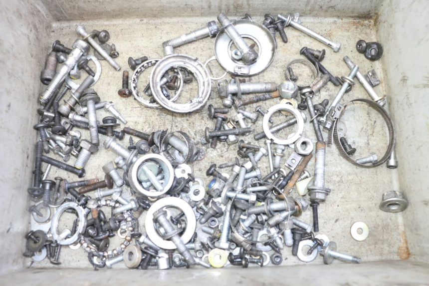 photo de BOLSA DE TORNILLERÍA TORNILLO PIAGGIO XEVO - X EVO 125 (2007 - 2017) - Vista principal