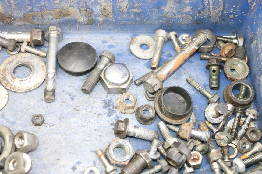 photo de TORNILLOS YAMAHA XJN DIVERSION 600 (2000 - 2003) - Vista general del producto