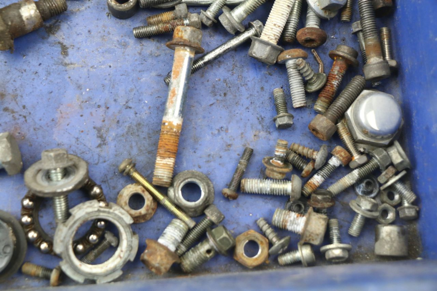 photo de TORNILLOS YAMAHA XJN XJ N DIVERSION 600 (1994 - 1997) - Zoom estado de uso