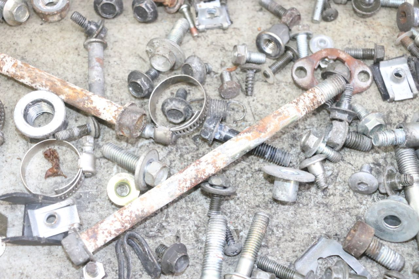 photo de TORNILLOS HONDA XLV VARADERO 125 (2000 - 2006) - Detalle de la pieza