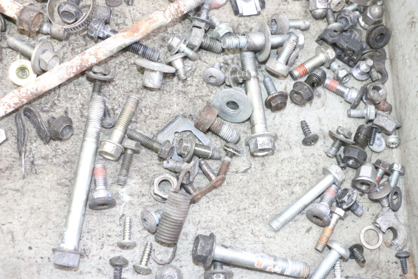 photo de TORNILLOS HONDA XLV VARADERO 125 (2000 - 2006) - Zoom estado de uso