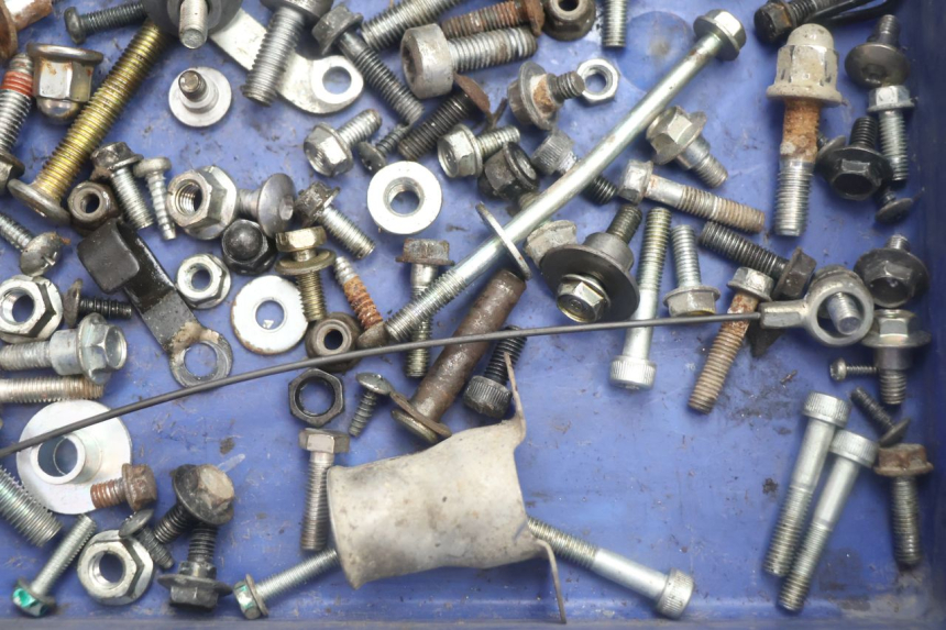 photo de TORNILLOS HONDA XLV VARADERO 125 (2007 - 2012) - Primer plano técnico