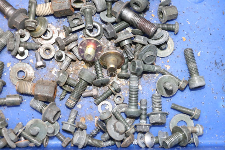 photo de TORNILLOS YAMAHA XP T-MAX ABS 500 (2005 - 2005) - Primer plano técnico