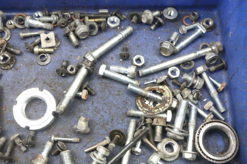 photo de TORNILLOS HYOSUNG XRX 125 (2000 - 2008) - Zoom estado de uso