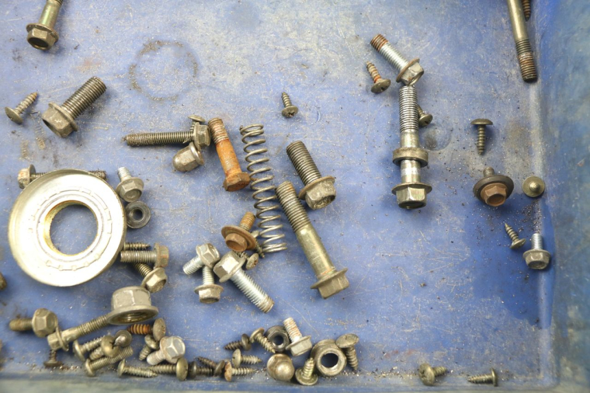 photo de TORNILLOS KINROAD XT T-8 125 (2006 - 2006) - Detalle de la pieza