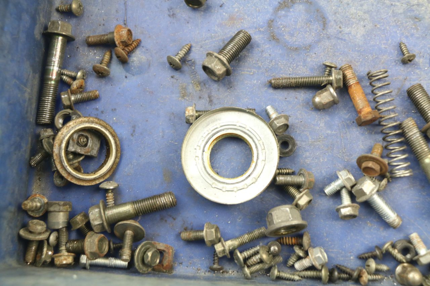 photo de TORNILLOS KINROAD XT T-8 125 (2006 - 2006) - Zoom estado de uso