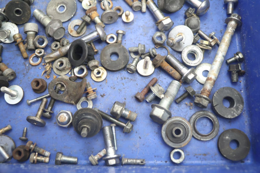 photo de TORNILLOS YAMAHA XV VIRAGO 535 (1988 - 2004) - Primer plano técnico