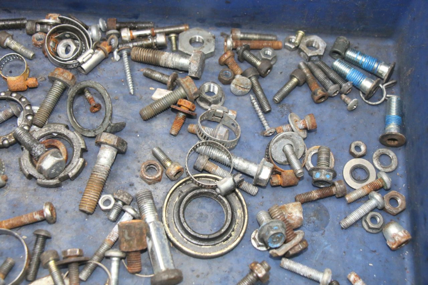 photo de TORNILLOS YAMAHA AEROX 50 (1997 - 2006) - Zoom estado de uso