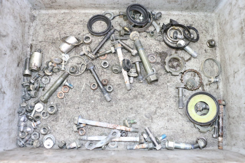 photo de TORNILLOS YAMAHA TTR 125 (2000 - 2020) - Vista principal