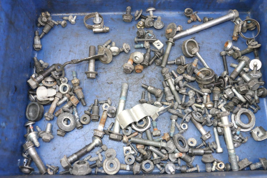 photo de TORNILLOS YAMAHA X-MAX XMAX ABS 250 (2010 - 2014) - Detalle de la pieza