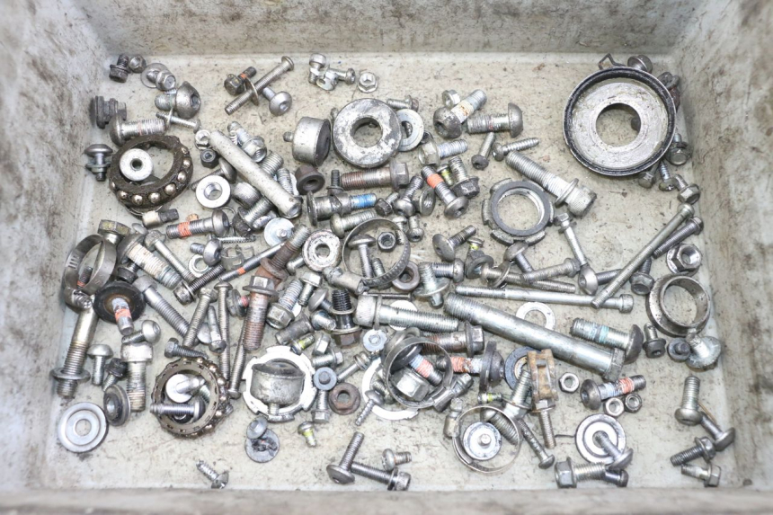 photo de TORNILLOS YAMAHA XJ6 ABS 600 (2008 - 2016) - Vista principal