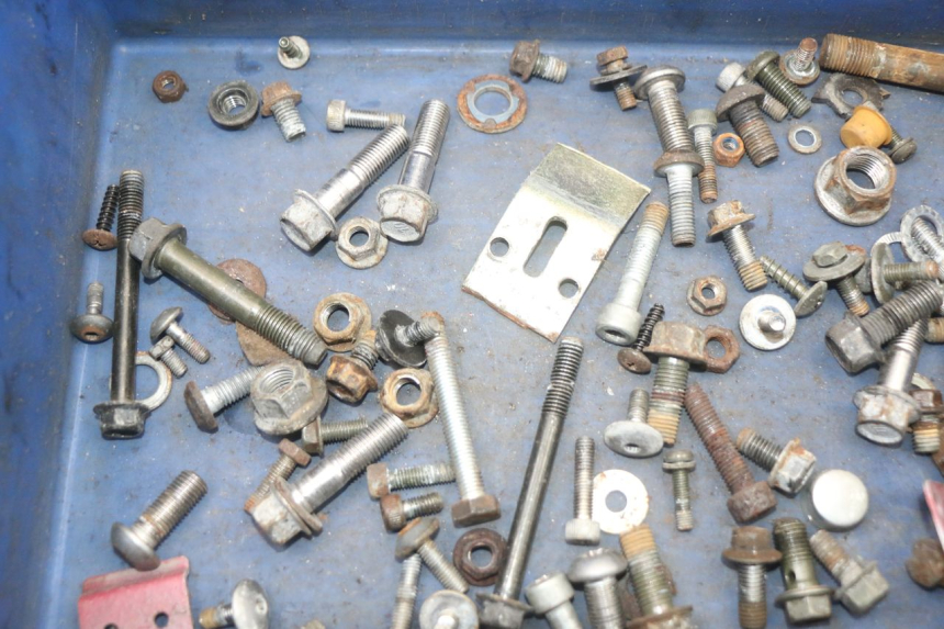 photo de TORNILLOS YAMAHA XVS DRAG STAR DRAGSTAR 650 (1997 - 2007) - Detalle de la pieza