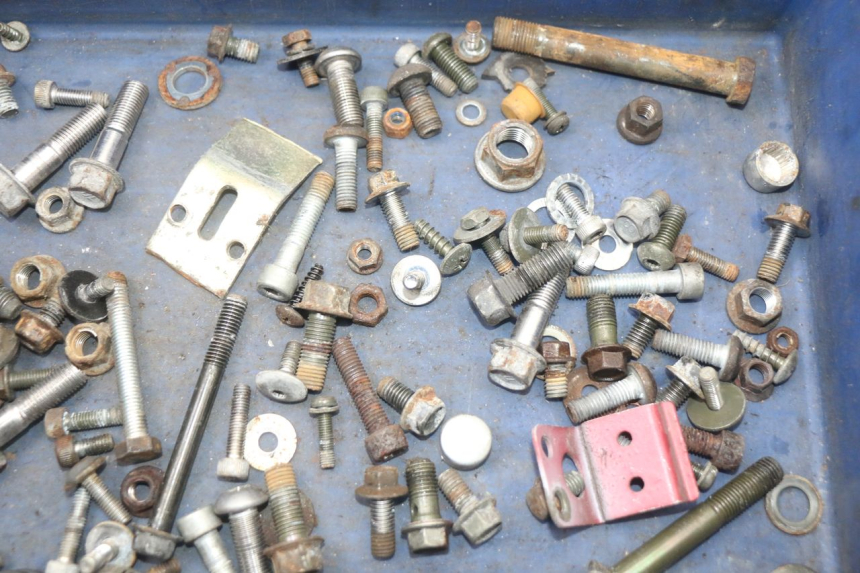 photo de TORNILLOS YAMAHA XVS DRAG STAR DRAGSTAR 650 (1997 - 2007) - Zoom estado de uso