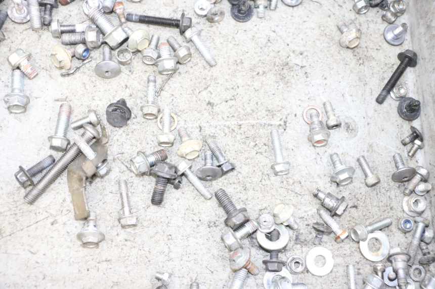 photo de TORNILLOS YAMAHA YFM R RAPTOR 250 (2008 - 2014) - Detalle de la pieza