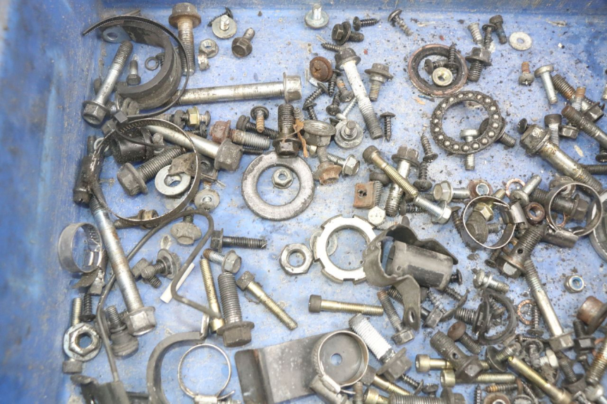 photo de BOLSA DE TORNILLERÍA TORNILLO YAMAHA YP MAJESTY 125 (2007 - 2010) - Detalle de la pieza