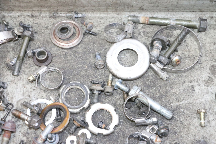 photo de BOLSA DE TORNILLERÍA TORNILLO YAMAHA YP MAJESTY 125 (2007 - 2010) - Detalle de la pieza