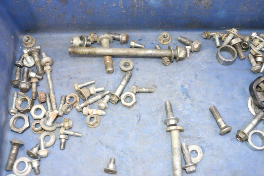 photo de TORNILLOS YAMAHA YZ-F YZF 250 (2014 - 2018) - Detalle de la pieza