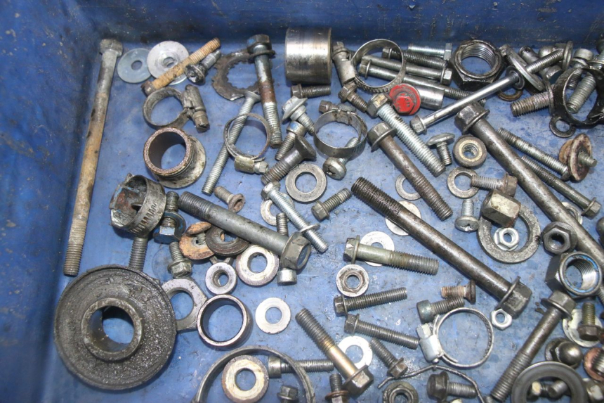 photo de TORNILLOS YAMAHA YZ 125 (1998 - 2005) - Detalle de la pieza